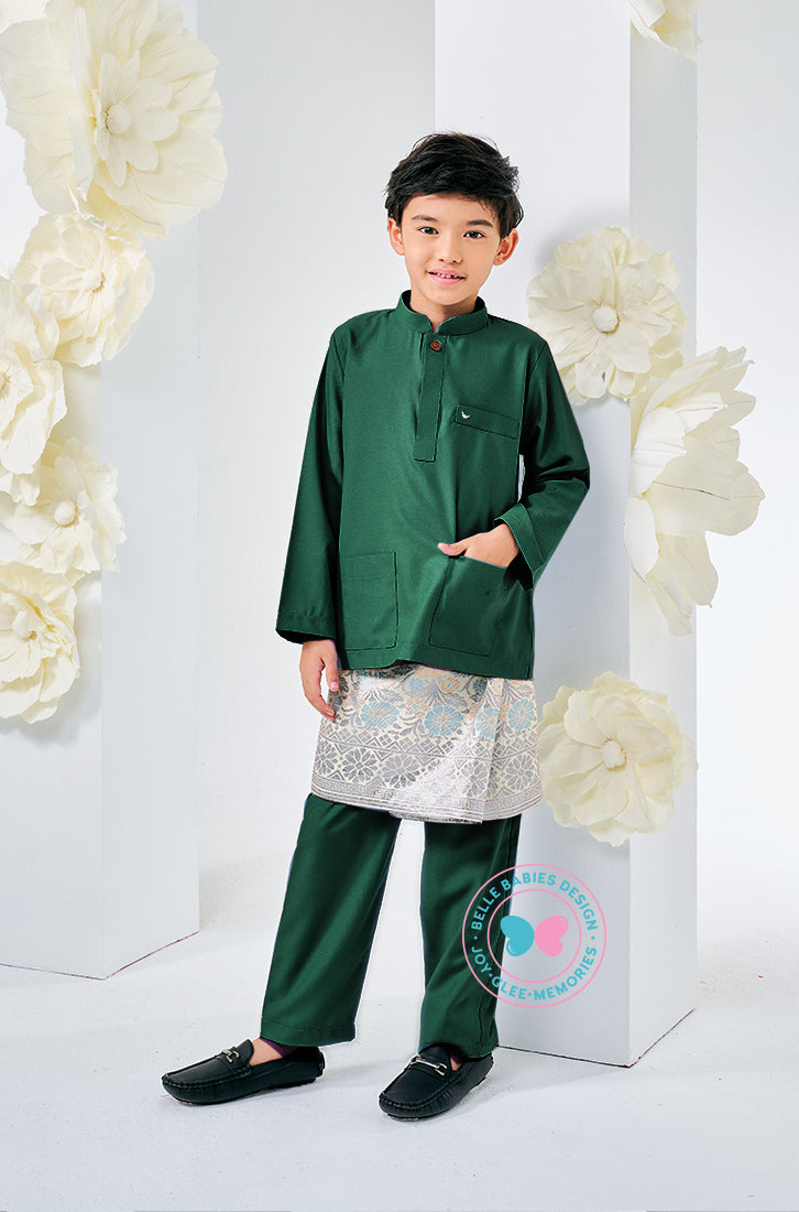 (PRE-ORDER) The Golden Chapter:  BBD X Batboy Baju Melayu - Emerald Green